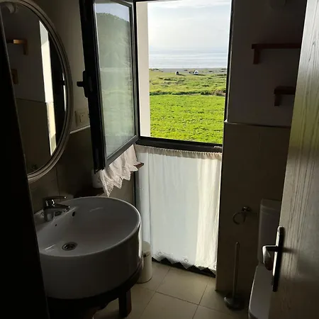 Casa Con Vistas Unicas A La Playa De Cueva, Asturias Ferienhaus