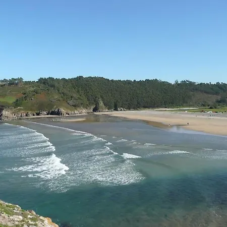 Casa Con Vistas Unicas A La Playa De Cueva, Asturias